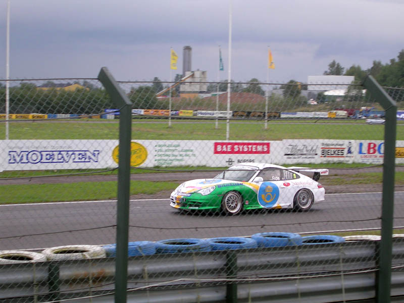 Porsche_Carrera4